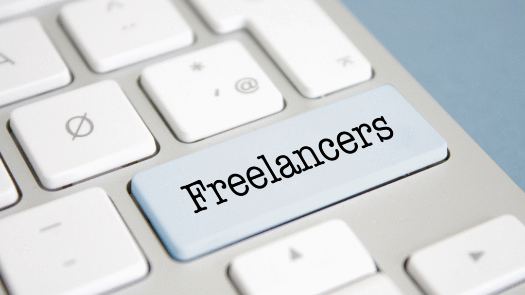 Precisa de uma graninha extra? Conheça 8 sites de freelancer onde você pode se cadastrar agora mesmo!